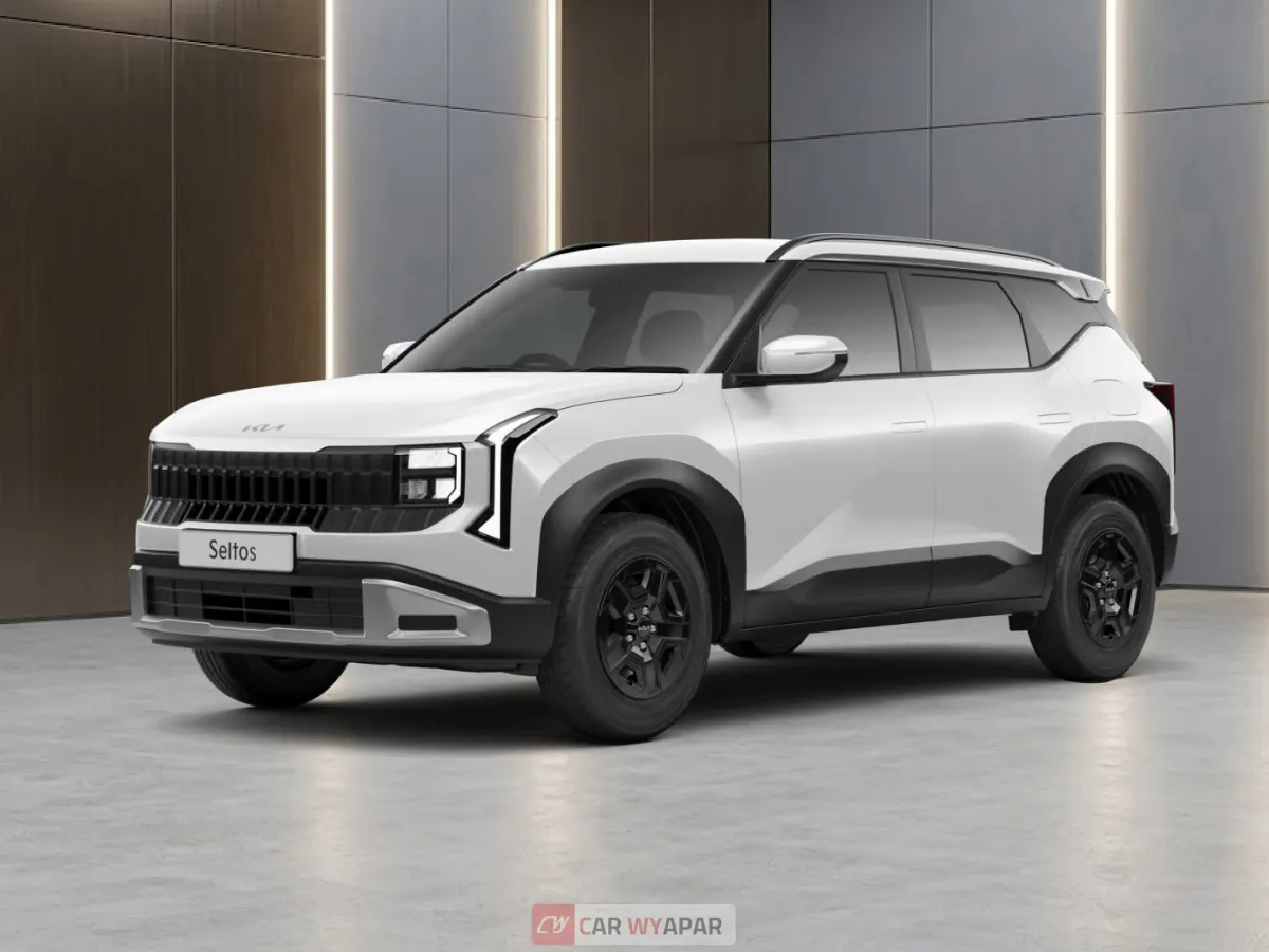 Front perspective of a dark grey Seltos HTX (O) on a yellow background.